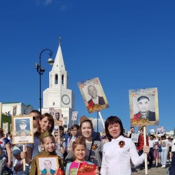 Ходили на Бессмертный полк вместе с любимыми друзьями